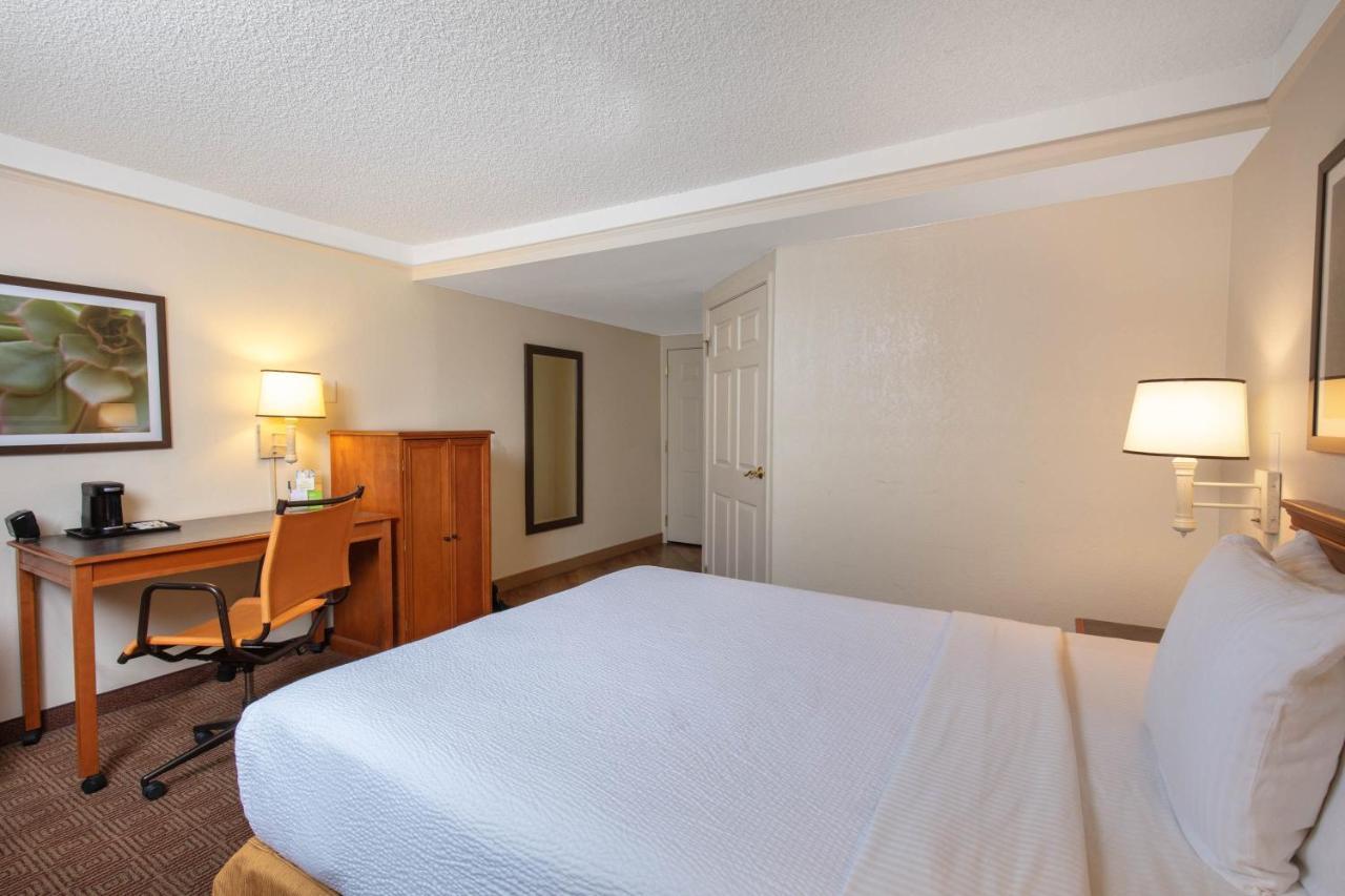 La Quinta By Wyndham Las Vegas Airport N Conv. Exterior foto